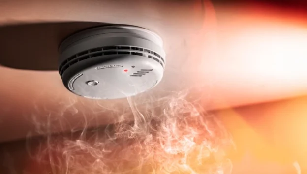 Smoke Detector Sebagai Solusi