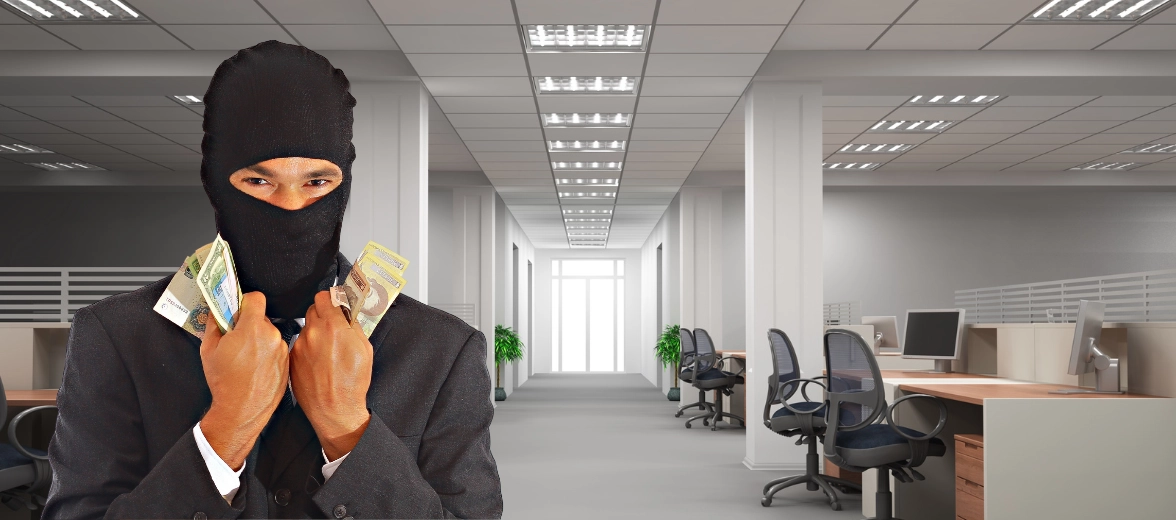 pembobolan kantor terjadi diluar jam kerja
