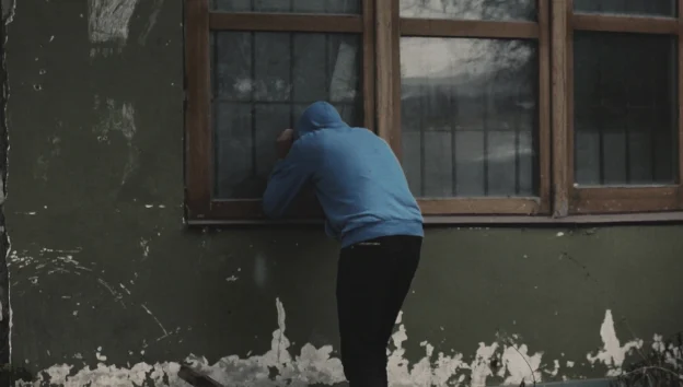 Risiko Fatal Jika Gedung Anda Tanpa Security Profesional